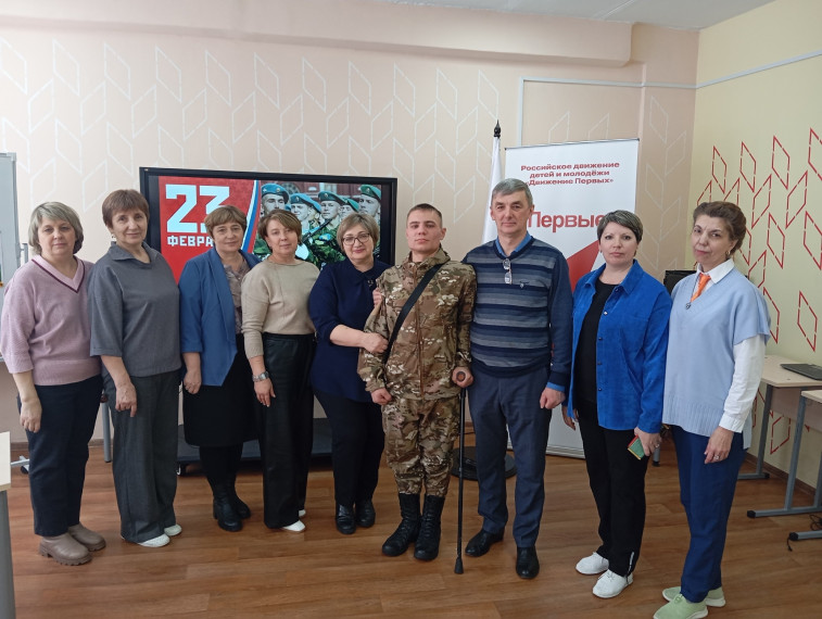 «Классные встречи» с участником СВО – хороший старт Году защитника Отечества».